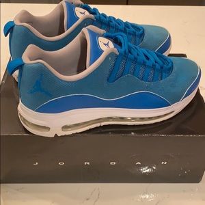 Jordan CMFT Air Max 10